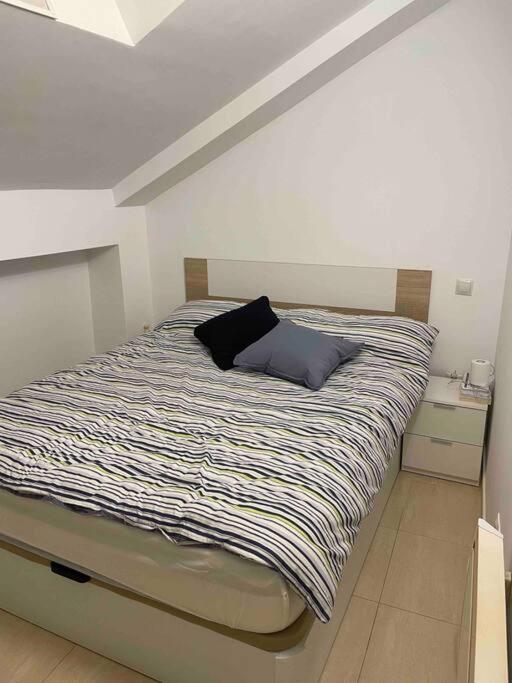 Apartamento Recien Reformado En Barajas Pueblo Madrid Dış mekan fotoğraf