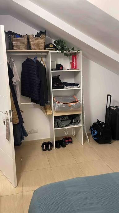 Apartamento Recien Reformado En Barajas Pueblo Madrid Dış mekan fotoğraf